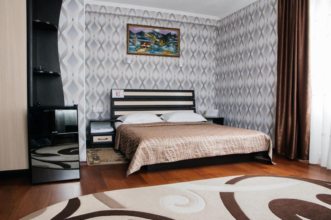 Гостинний Двір "Марія" Hotel Kropyvnytskyi Bagian luar foto
