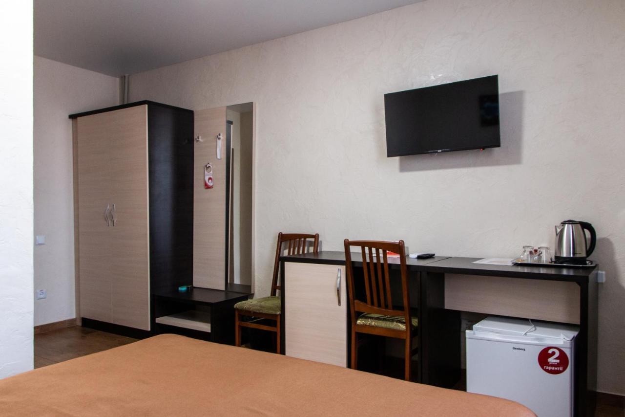 Гостинний Двір "Марія" Hotel Kropyvnytskyi Bagian luar foto