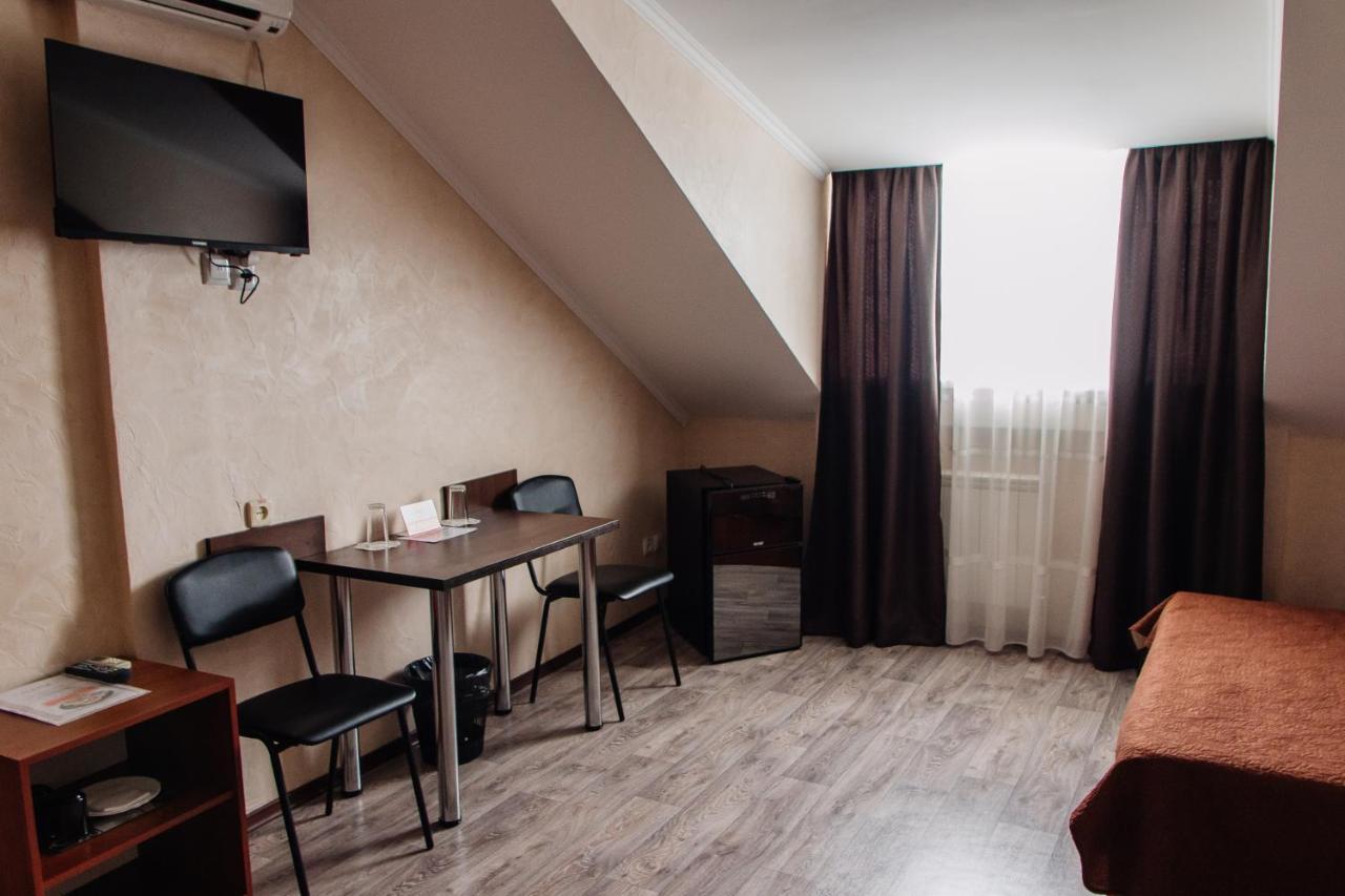 Гостинний Двір "Марія" Hotel Kropyvnytskyi Bagian luar foto
