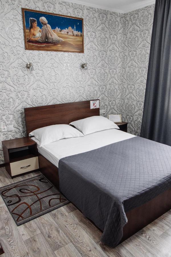 Гостинний Двір "Марія" Hotel Kropyvnytskyi Bagian luar foto