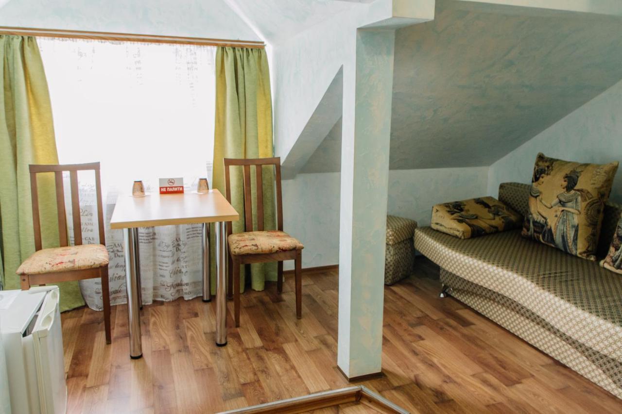 Гостинний Двір "Марія" Hotel Kropyvnytskyi Bagian luar foto