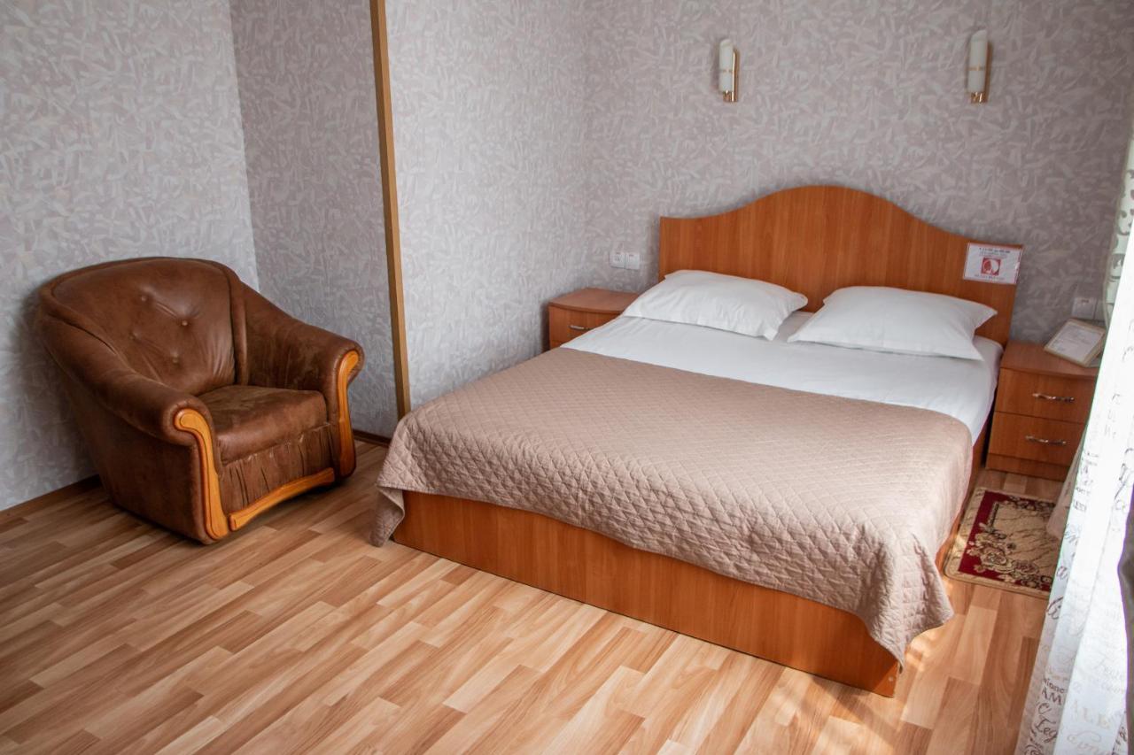 Гостинний Двір "Марія" Hotel Kropyvnytskyi Bagian luar foto
