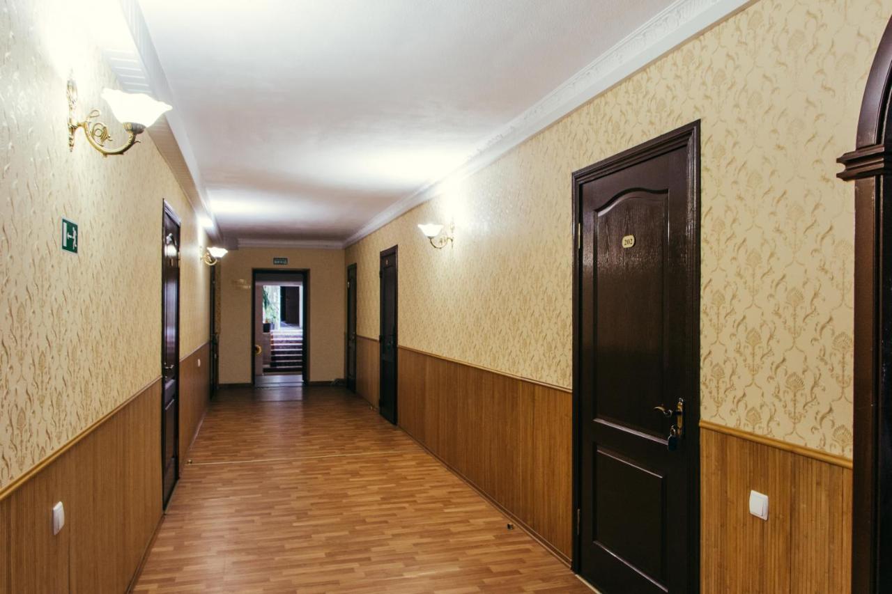 Гостинний Двір "Марія" Hotel Kropyvnytskyi Bagian luar foto