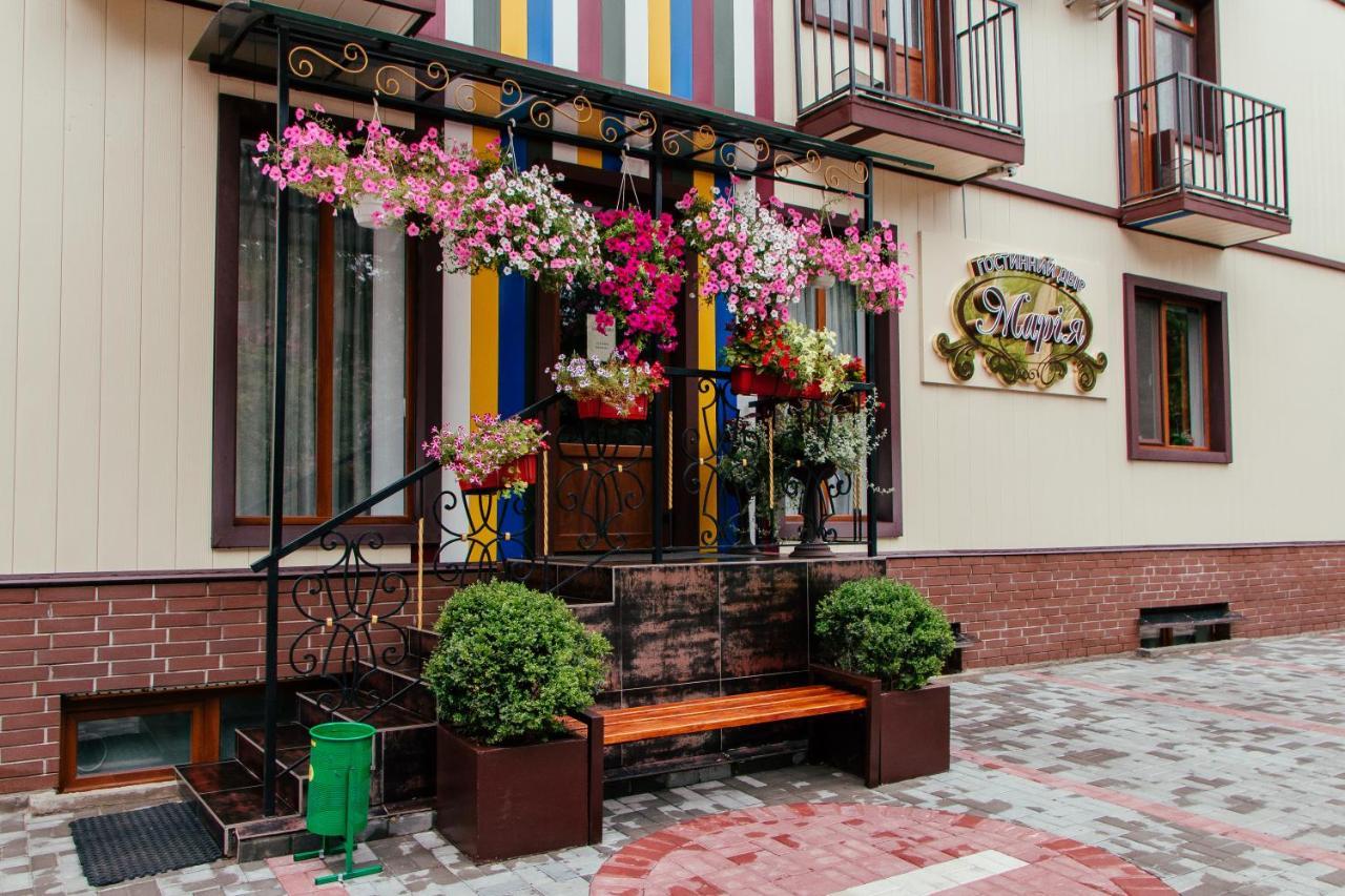 Гостинний Двір "Марія" Hotel Kropyvnytskyi Bagian luar foto